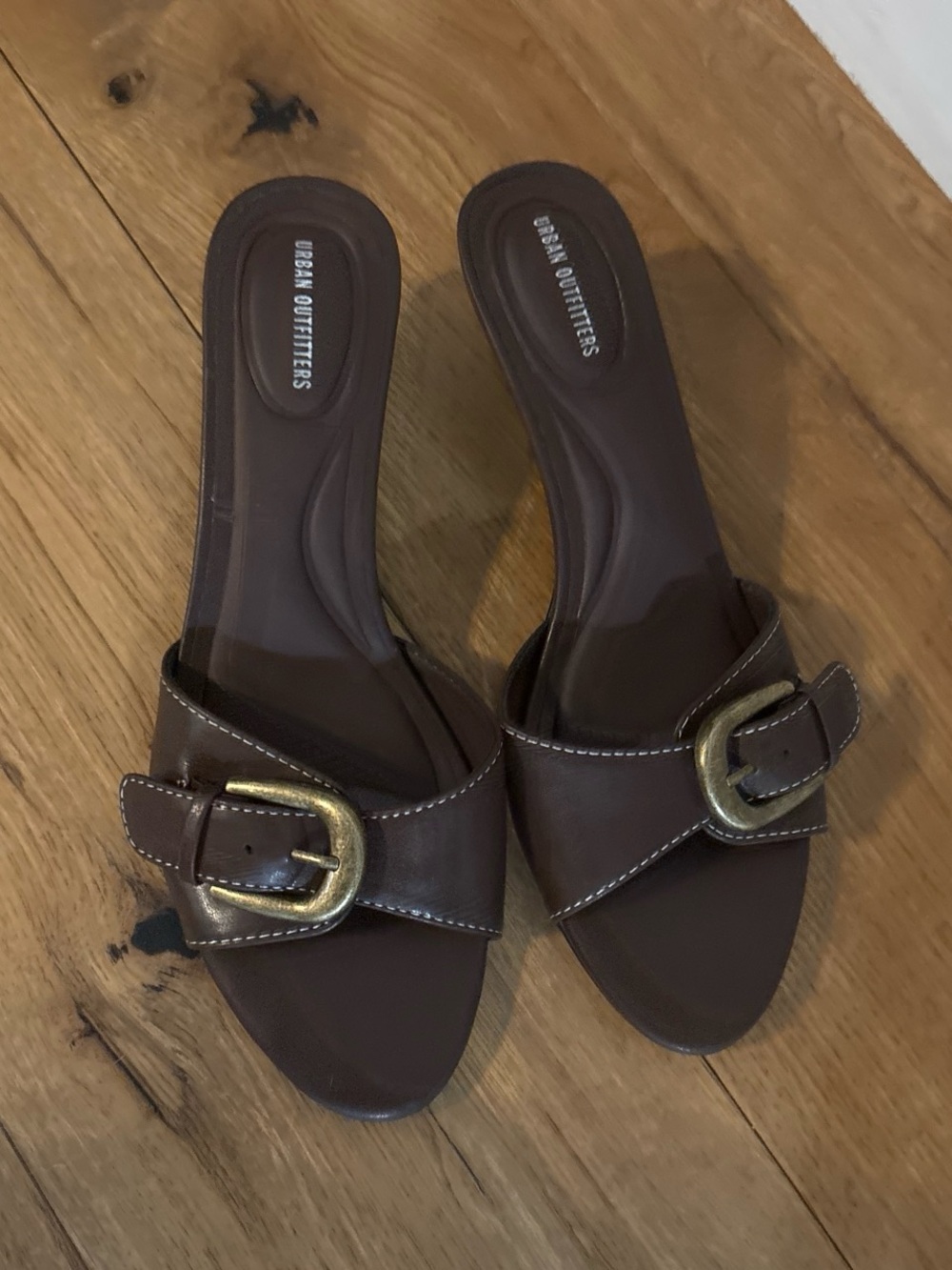 Urban Outfitters Dark Brown Leather Buckle Kitten Heel Slides - Picture 2 of 3
